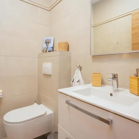 Daire Apartments Sunrise & Sky View Pula
