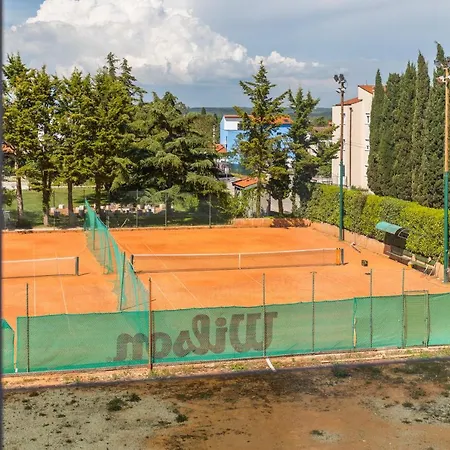 Apartments Sunrise & Sky View Pula