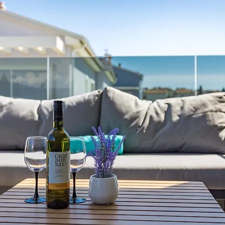 Apartments Sunrise & Sky View * Pula