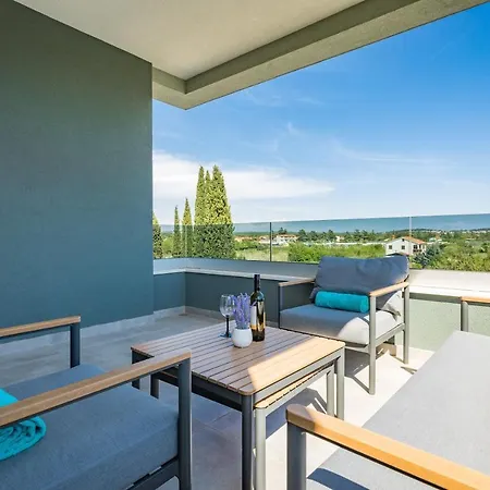 Apartments Sunrise & Sky View Pula